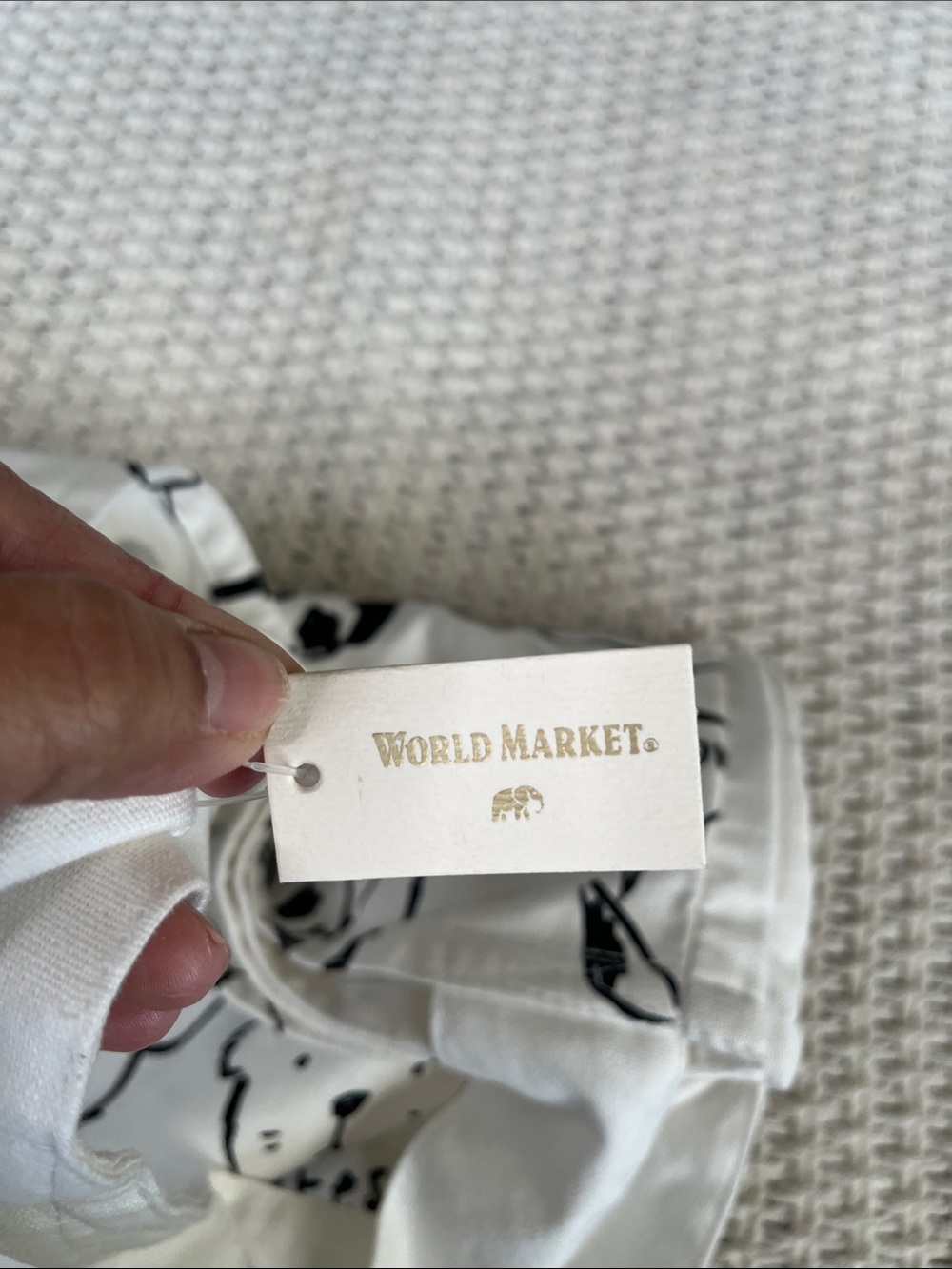 NWT World Market Canvas Dog Breed Tote Bag in White 4 pockets - Picture 4 of 11